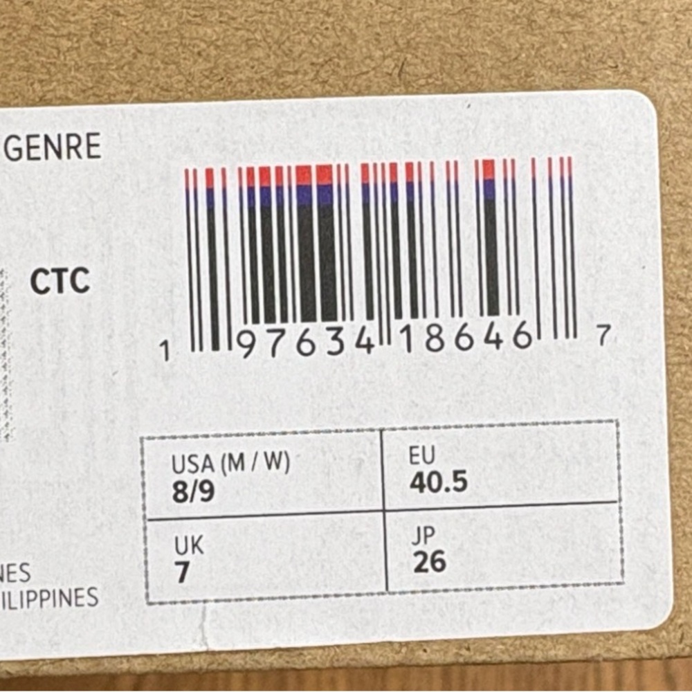 UGG® Venture Daze Platform
Indoor/Outdoor Slip-On Shoe - Picture 4 of 4